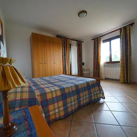 Bisenzio Alloggio per agriturismo